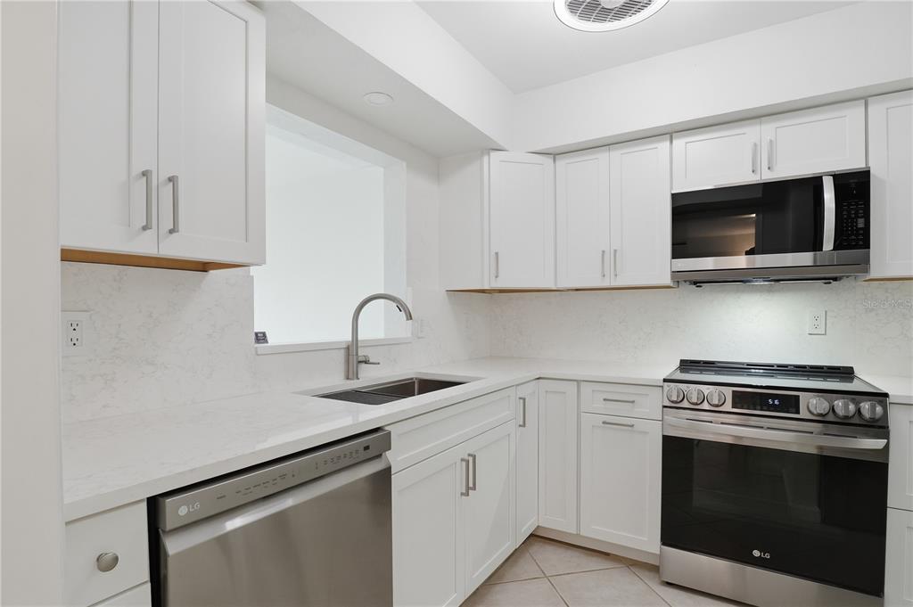 Property for sale at 7860 PALM AIRE LANE UNIT 103, SARASOTA, FL, 34243