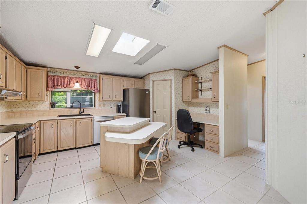 Property for sale at 609 IGLESIA DRIVE, NORTH PORT, FL, 34287