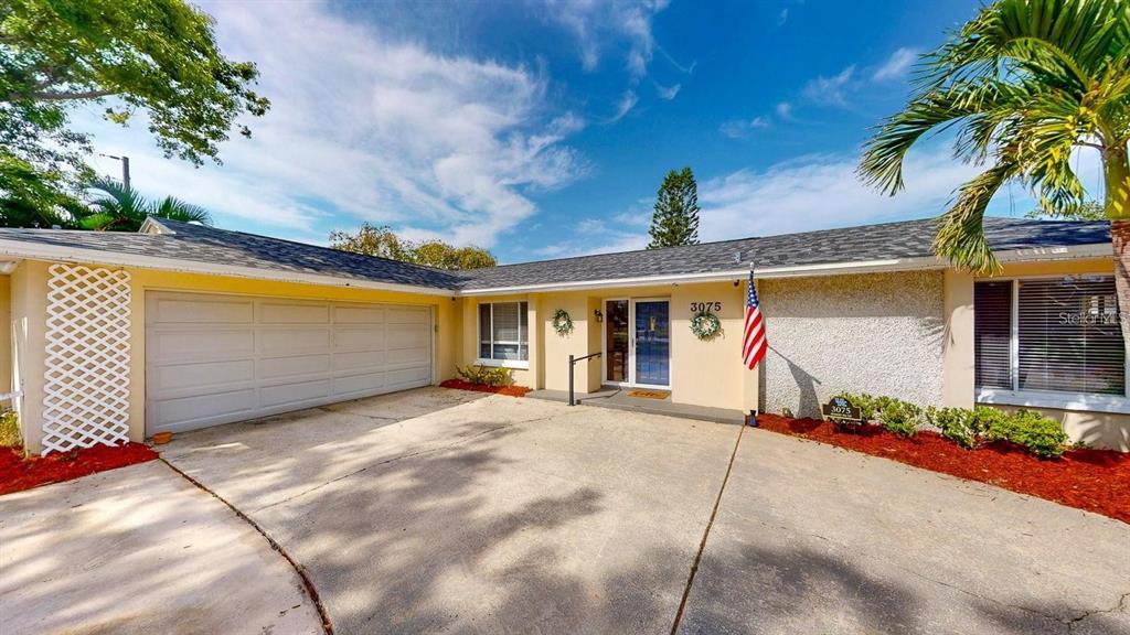 Property for sale at 3075 ROSERY ROAD NE, LARGO, FL, 33771