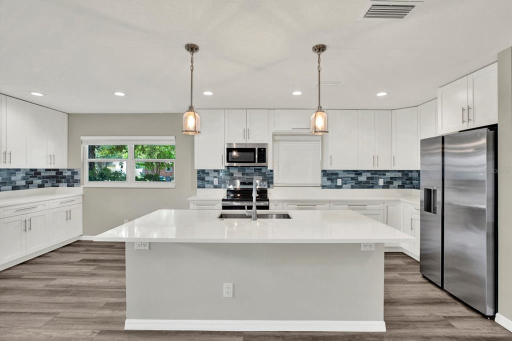 Property for sale at 7505 W HENRY AVENUE, TAMPA, FL, 33615