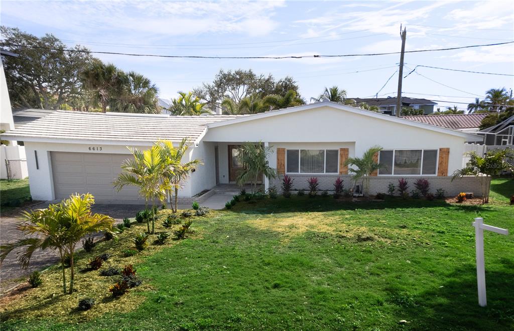 Property for sale at 6613 BLUE HERON DRIVE S, ST PETERSBURG, FL, 33707