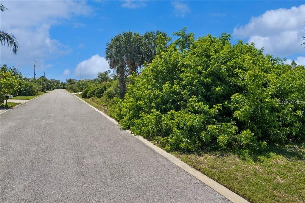Property for sale at 16 MAHOE DRIVE N, PALM COAST, FL, 32137