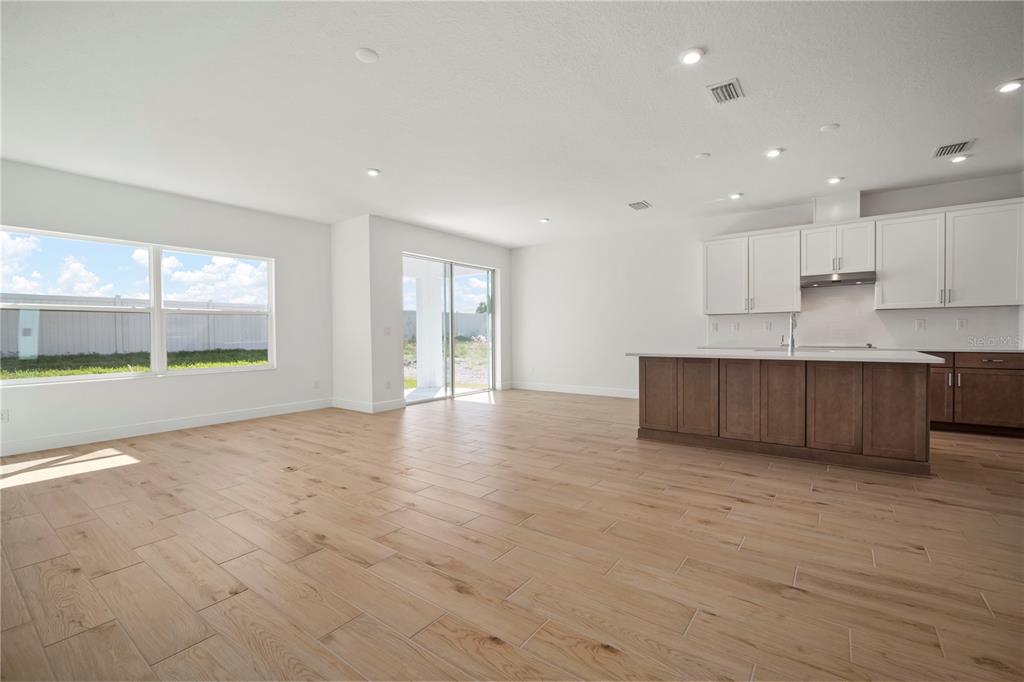 Property for sale at 2945 STEWART CREEK CIRCLE, PLANT CITY, FL, 33565