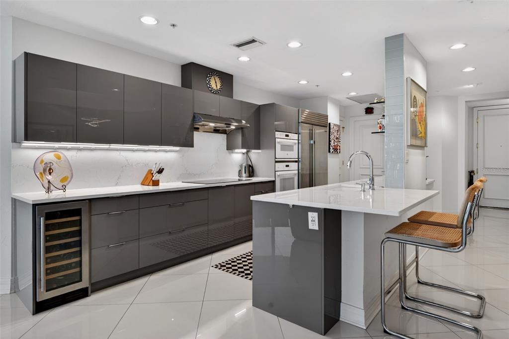 Property for sale at 340 S PALM AVENUE UNIT 14, SARASOTA, FL, 34236
