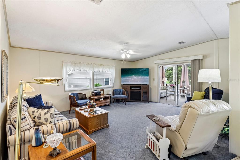 Open to Family Room