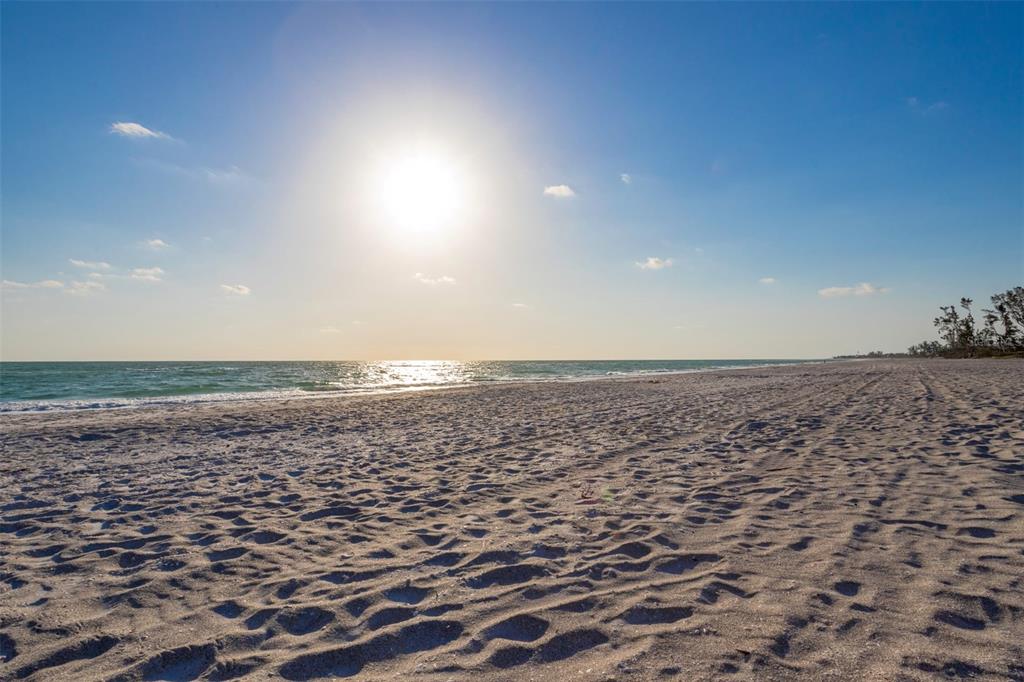 Property for sale at 561 GULF BAY ROAD, LONGBOAT KEY, FL, 34228