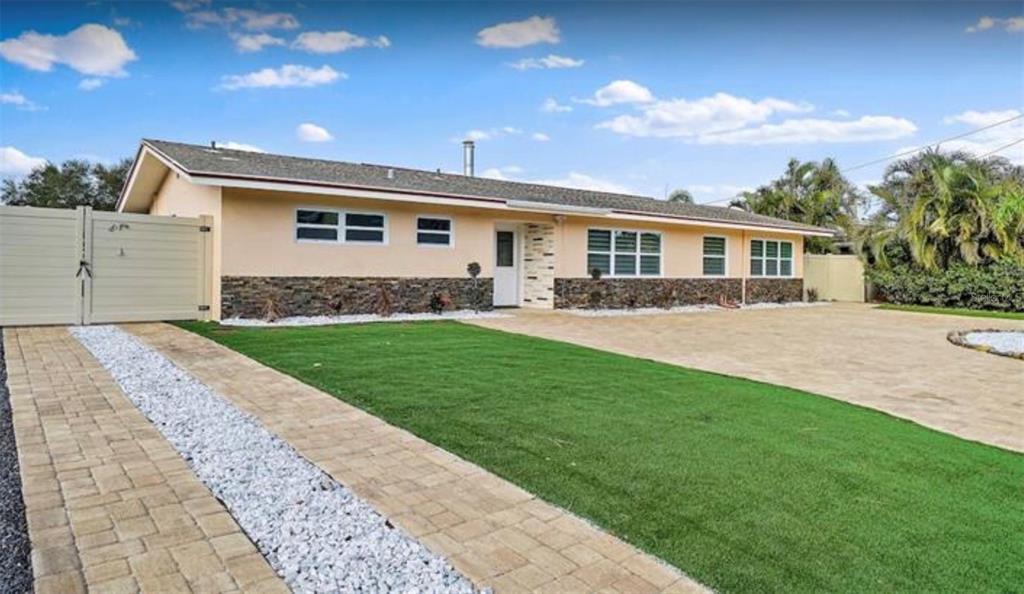 Property for sale at 245 78 TH AVENUE N, ST PETERSBURG, FL, 33702