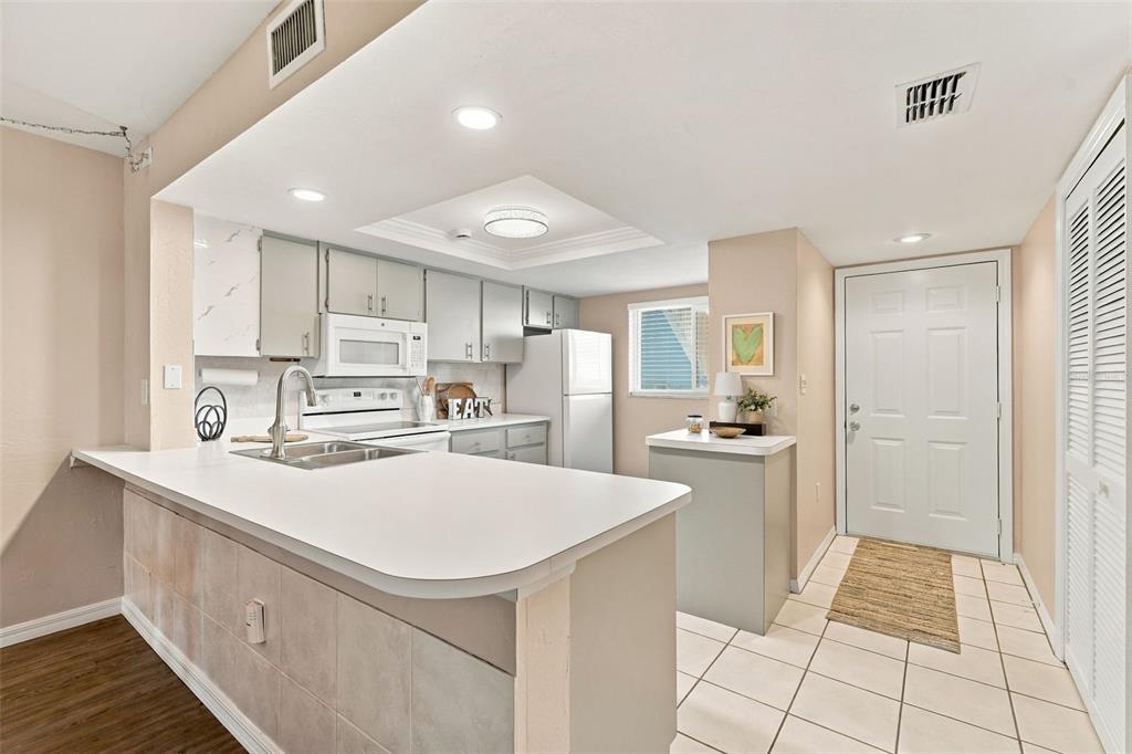 Property for sale at 12274 SW EGRET CIRCLE UNIT 3203, LAKE SUZY, FL, 34269