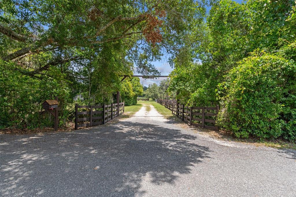Property for sale at 26255 LAMBETH ROAD, BROOKSVILLE, FL, 34601