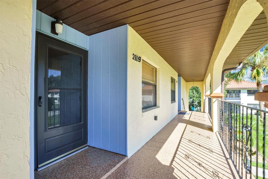 Property for sale at 2909 GRANADA COURT UNIT 2909, LAKE WALES, FL, 33898