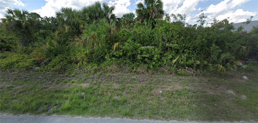 Property for sale at 1251 AUGUSTA STREET E, LEHIGH ACRES, FL, 33974