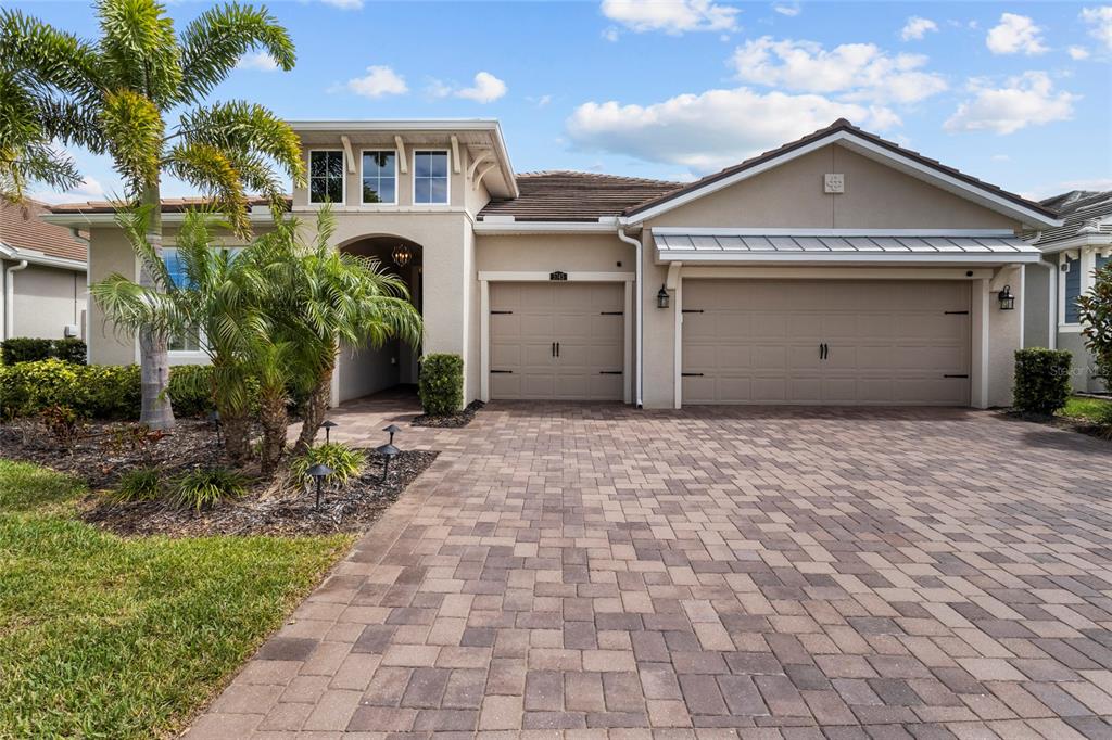 Property for sale at 5745 LONG SHORE LOOP, SARASOTA, FL, 34238