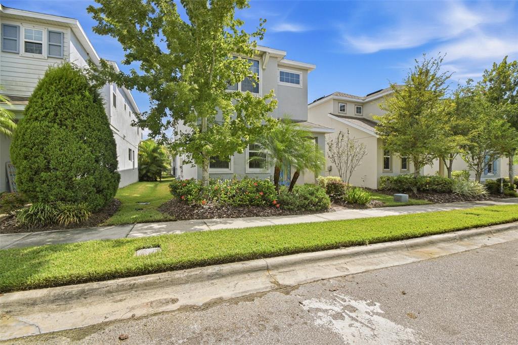 Property for sale at 7115 BOWSPIRIT PLACE, APOLLO BEACH, FL, 33572