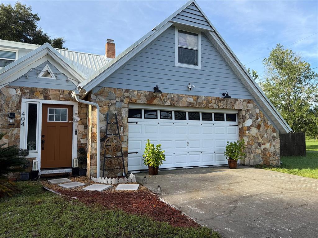 Property for sale at 404 E WELCH RD, APOPKA, FL, 32712