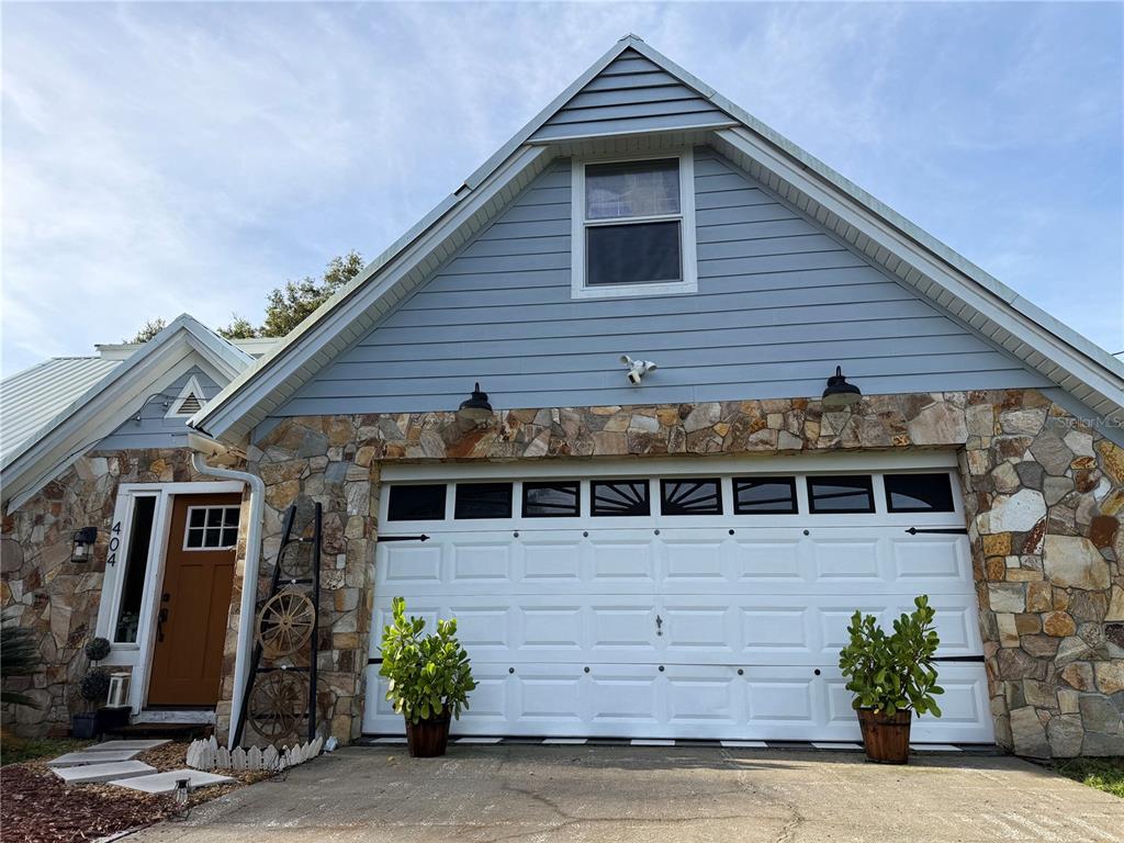 Property for sale at 404 E WELCH RD, APOPKA, FL, 32712