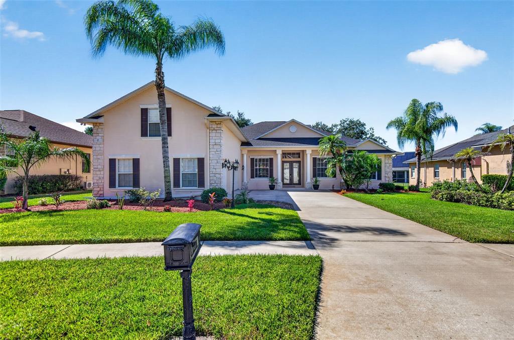 Property for sale at 725 CITRUS WOOD LANE, VALRICO, FL, 33594