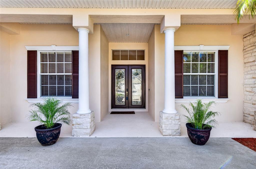 Property for sale at 725 CITRUS WOOD LANE, VALRICO, FL, 33594