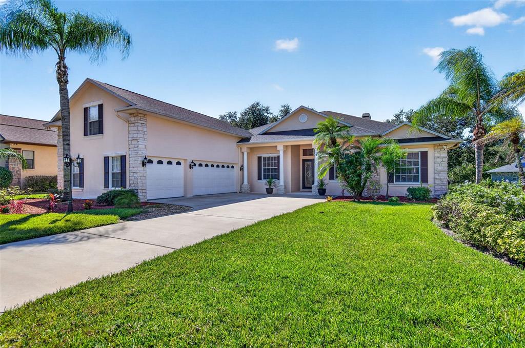 Property for sale at 725 CITRUS WOOD LANE, VALRICO, FL, 33594