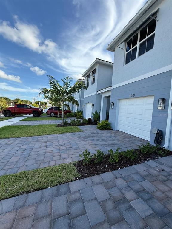 Property for sale at 142 NE 14TH TERRACE, HOMESTEAD, FL, 33033