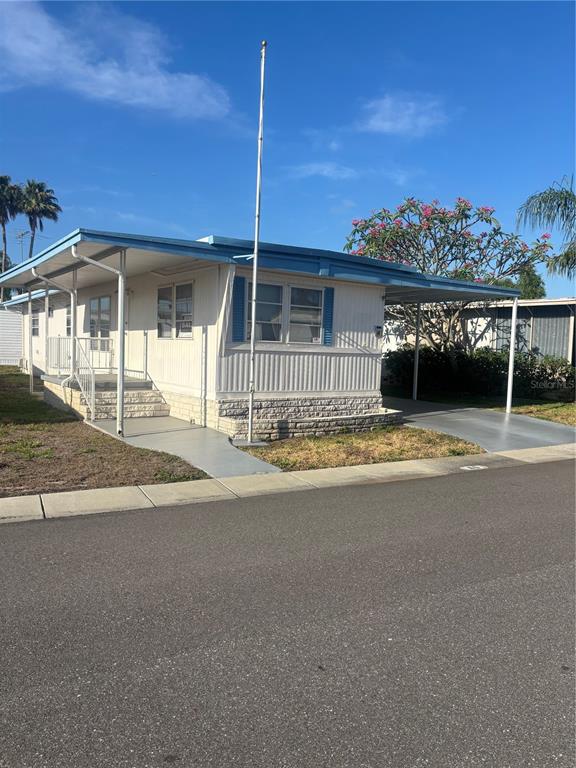 Property for sale at 7901 40TH AVENUE N UNIT 60, ST PETERSBURG, FL, 33709