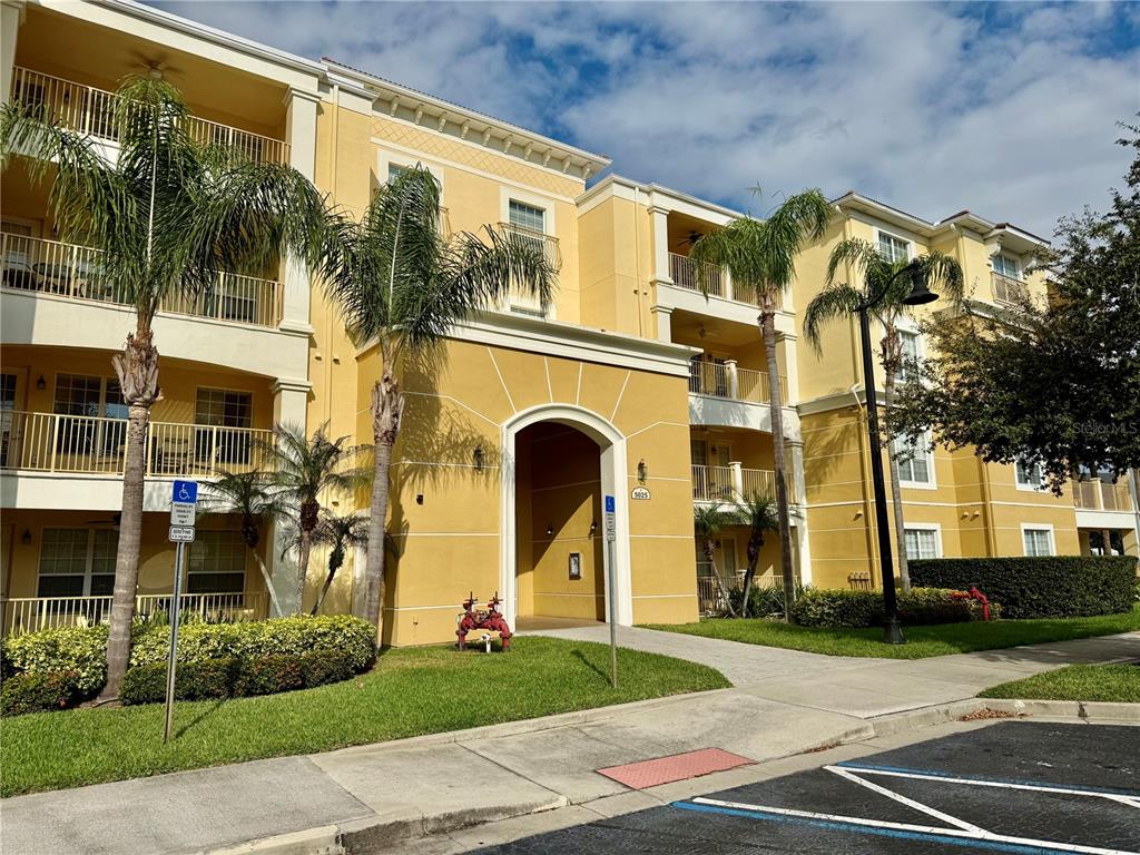 Property for sale at 5025 SHOREWAY LOOP UNIT 105, ORLANDO, FL, 32819