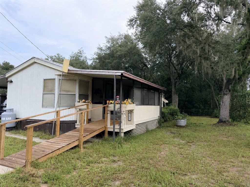 Property for sale at 355 NE 436 AVENUE, OLD TOWN, FL, 32680