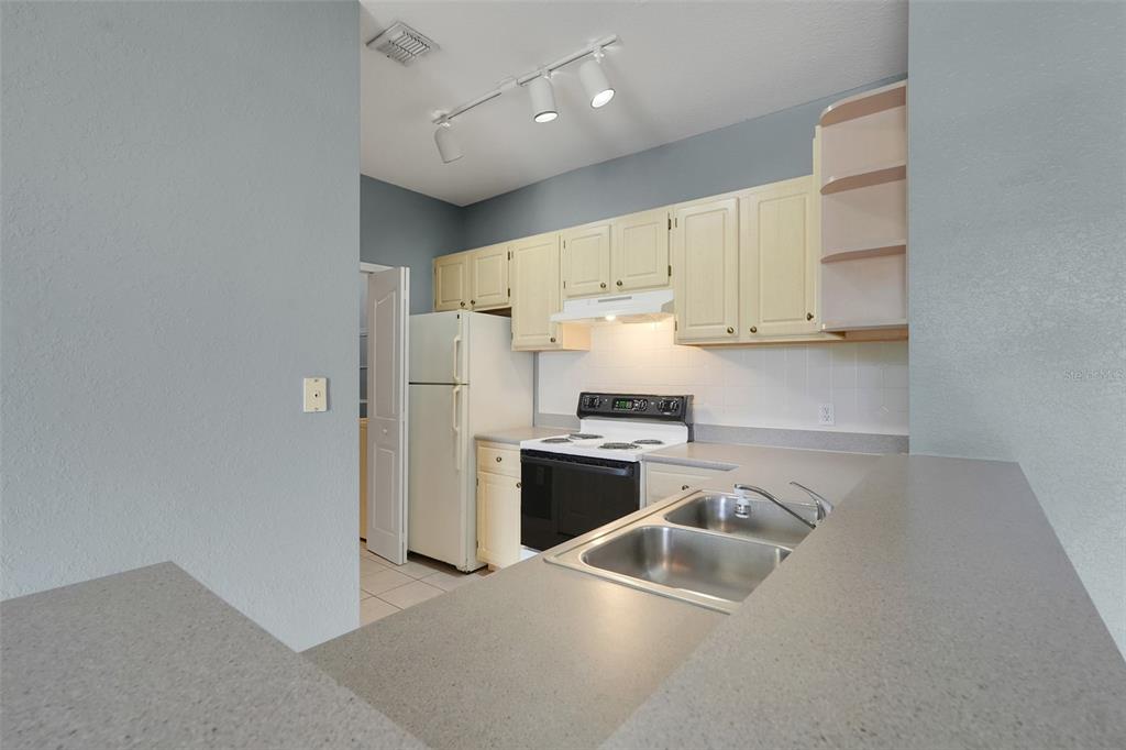 Property for sale at 1150 LAKE SHADOW CIRCLE UNIT 3305, MAITLAND, FL, 32751