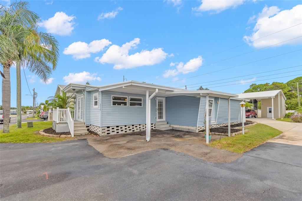 Property for sale at 6830 AMERICANA DRIVE NE UNIT 127, ST PETERSBURG, FL, 33702