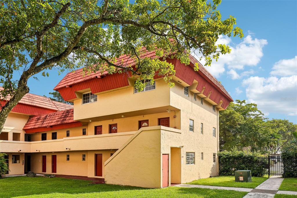 Property for sale at 10905 SW 88TH STREET UNIT 401, MIAMI, FL, 33176
