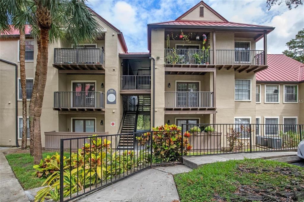 Property for sale at 236 AFTON SQUARE UNIT 305, ALTAMONTE SPRINGS, FL, 32714