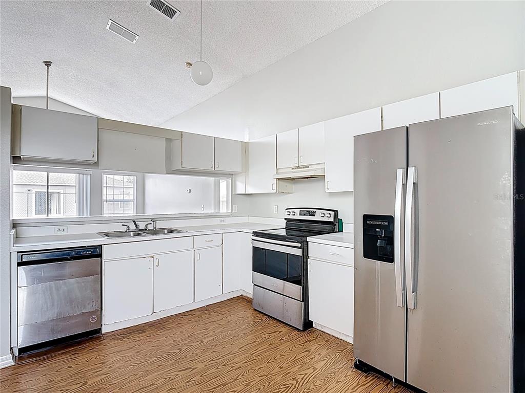 Property for sale at 40 COVENTRY COURT, KISSIMMEE, FL, 34758
