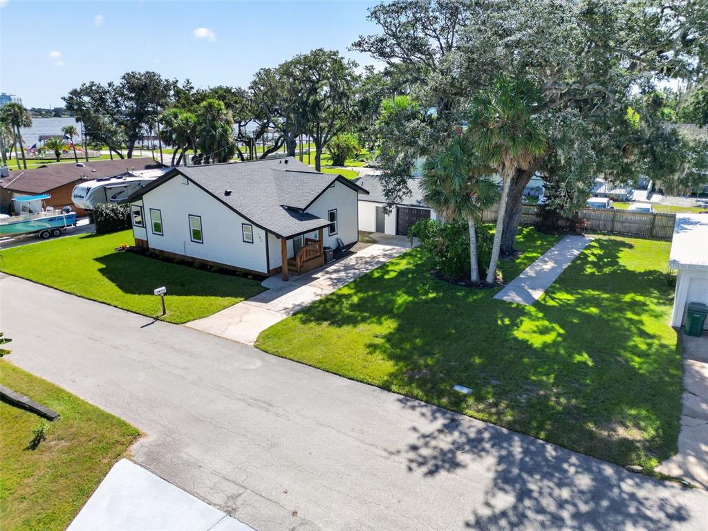 Property for sale at 103 PARK CIRCLE, HOLLY HILL, FL, 32117