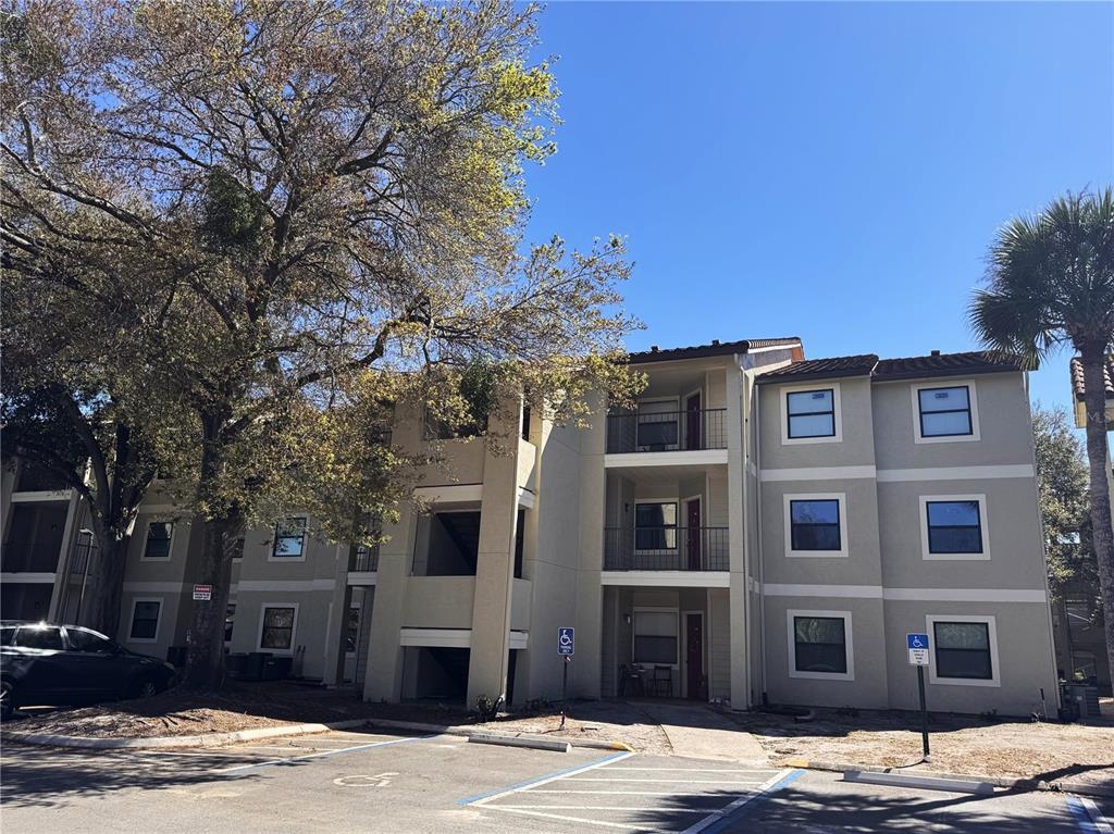 Property for sale at 3028 PARKWAY BOULEVARD UNIT 210, KISSIMMEE, FL, 34747