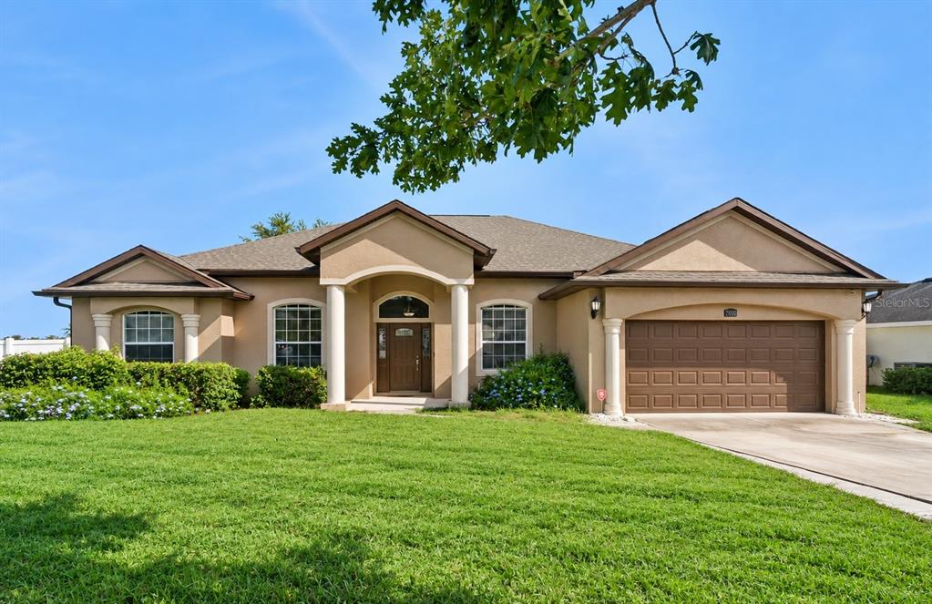 Property for sale at 2600 HOLLOW LANE, LEESBURG, FL, 34748