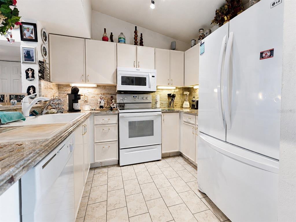 Property for sale at 8294 KEY ROYAL CIRCLE UNIT 1631, NAPLES, FL, 34119