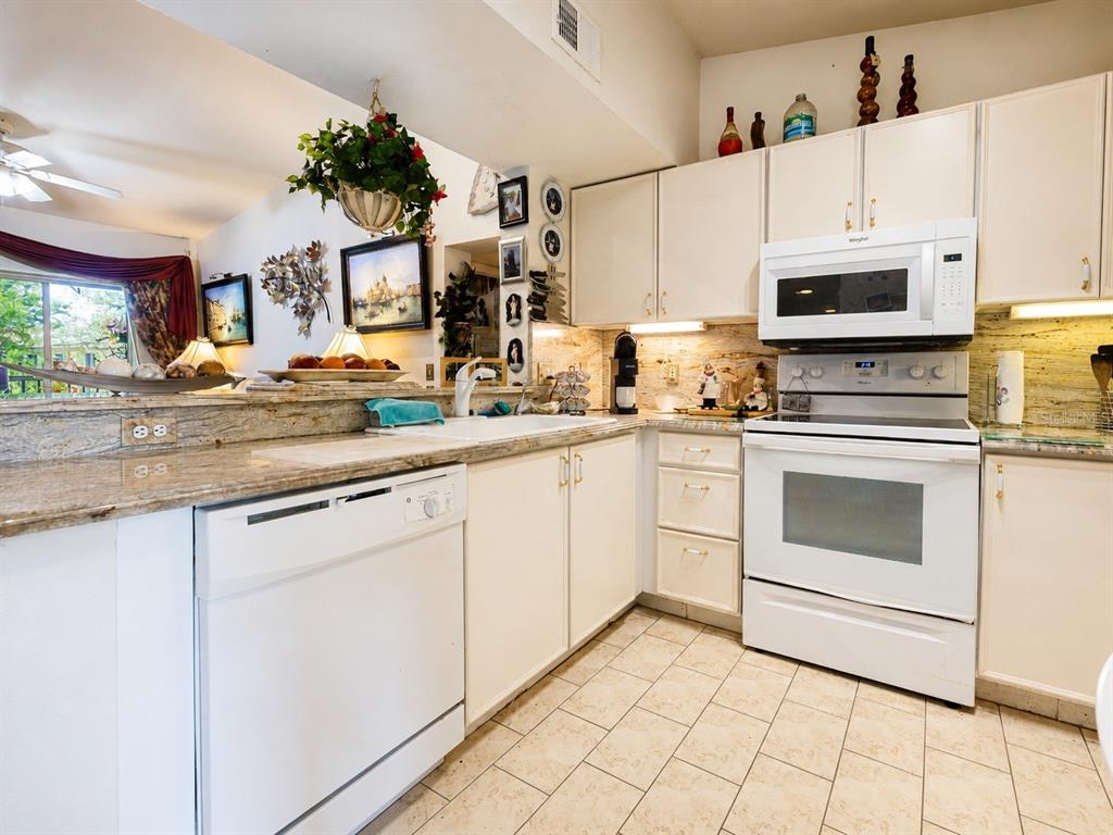 Property for sale at 8294 KEY ROYAL CIRCLE UNIT 1631, NAPLES, FL, 34119