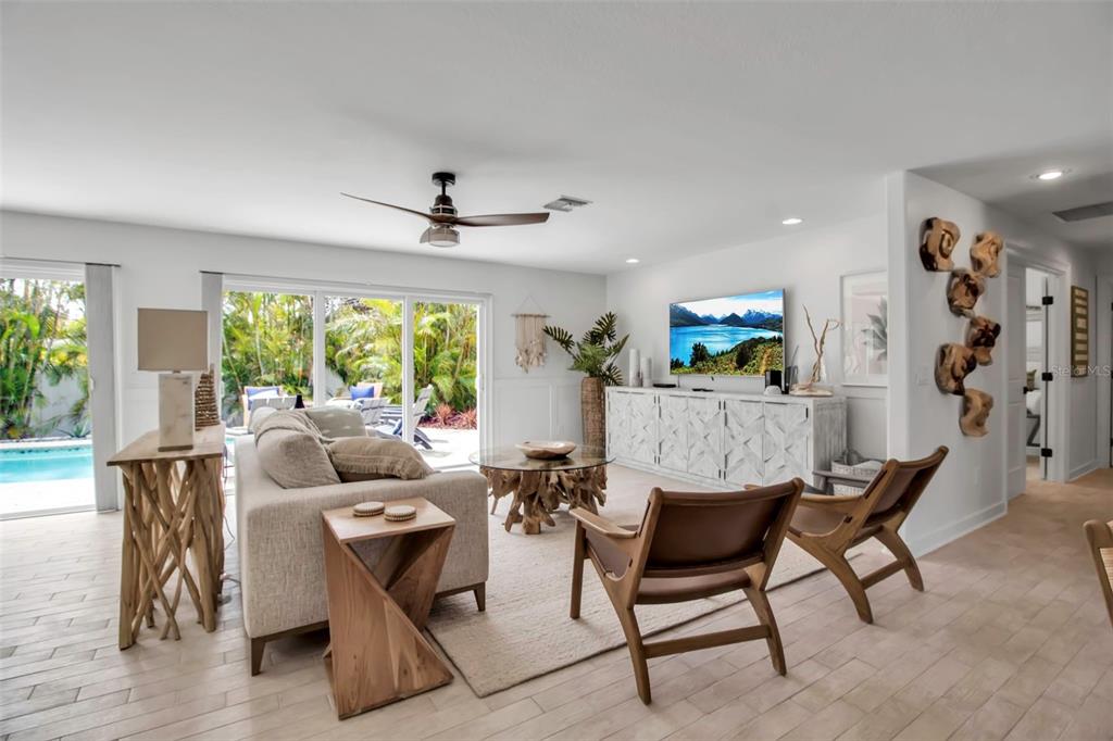 Property for sale at 207 PEACOCK LANE, HOLMES BEACH, FL, 34217