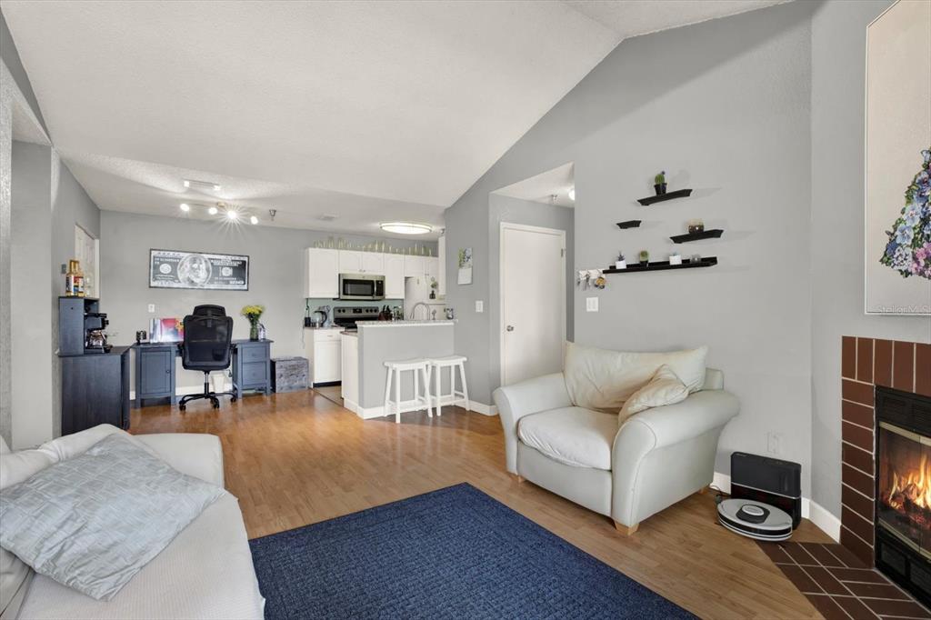 Property for sale at 10265 GANDY BOULEVARD N UNIT 906, ST PETERSBURG, FL, 33702
