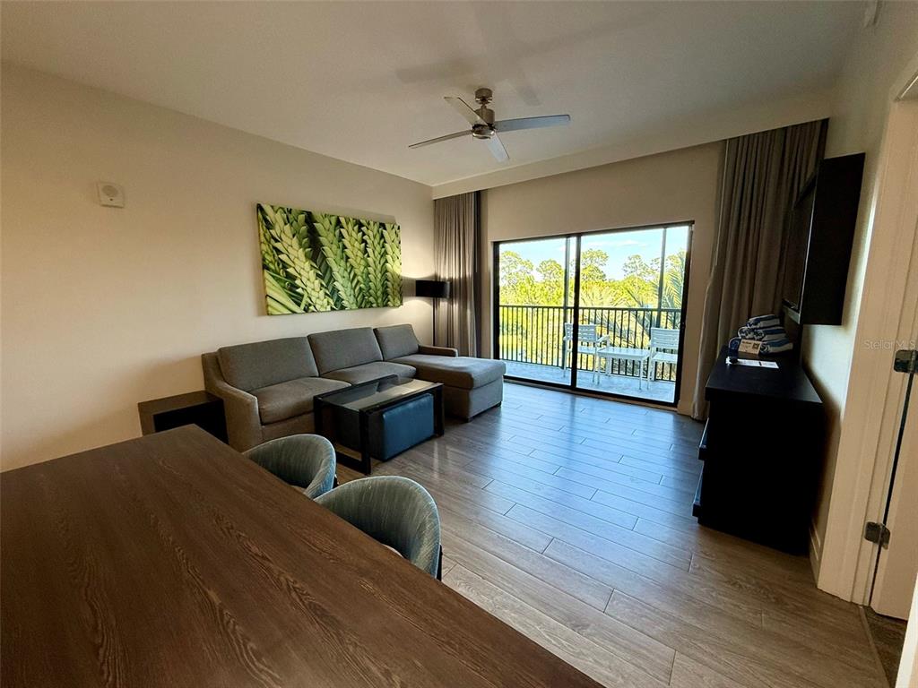 Property for sale at 14501 GROVE RESORT AVE UNIT 2413, WINTER GARDEN, FL, 34787