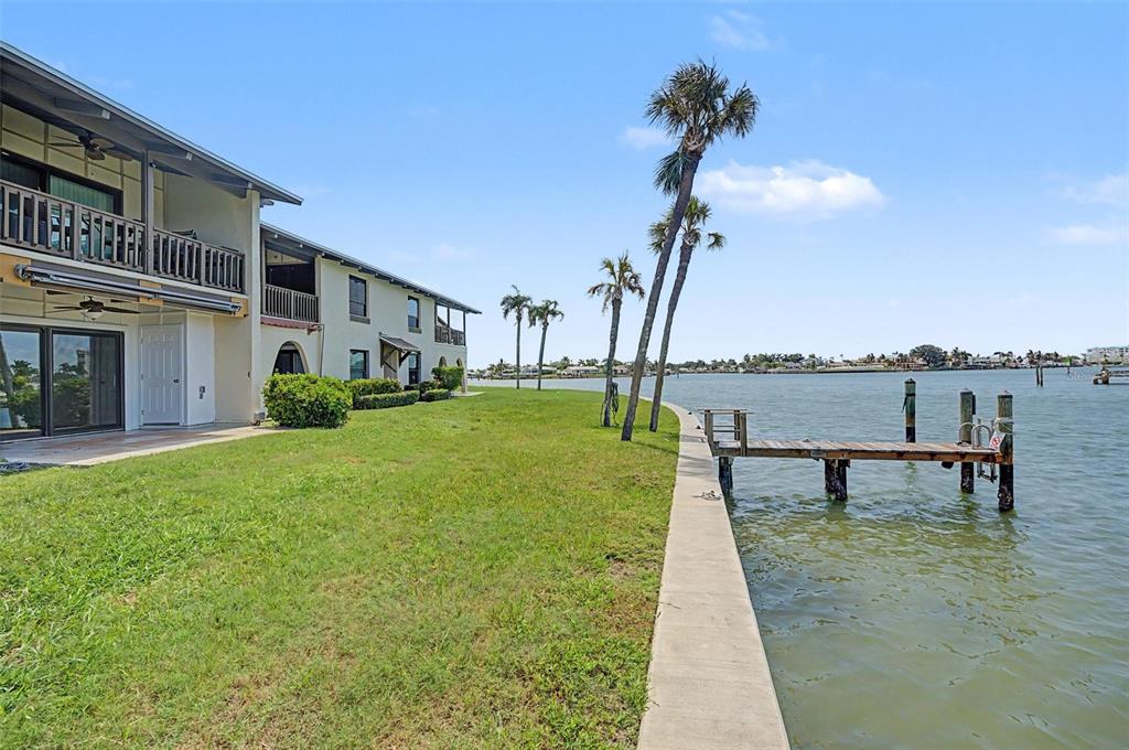 Property for sale at 519 PLAZA SEVILLE COURT UNIT 39, TREASURE ISLAND, FL, 33706