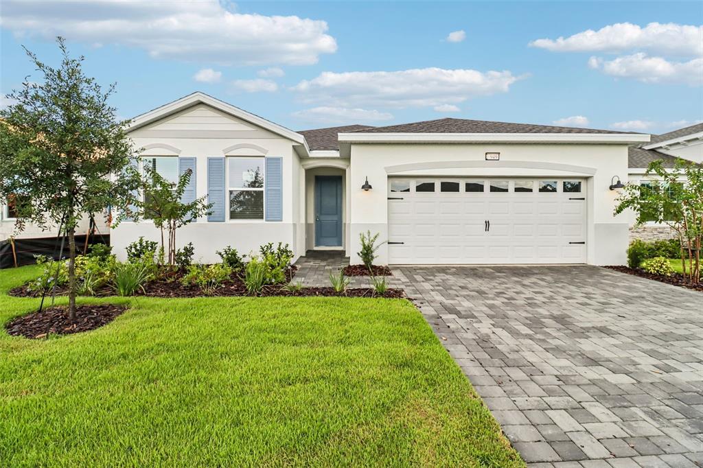 Property for sale at 3949 KENNEBUNK LOOP, MOUNT DORA, FL, 32757