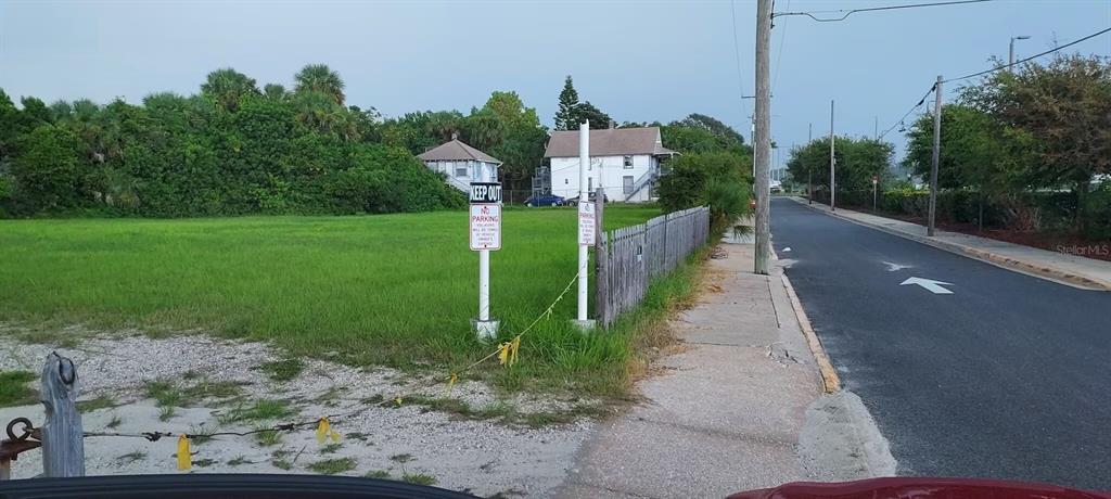 Property for sale at 11 N HOLLYWOOD AVENUE, DAYTONA BEACH, FL, 32118