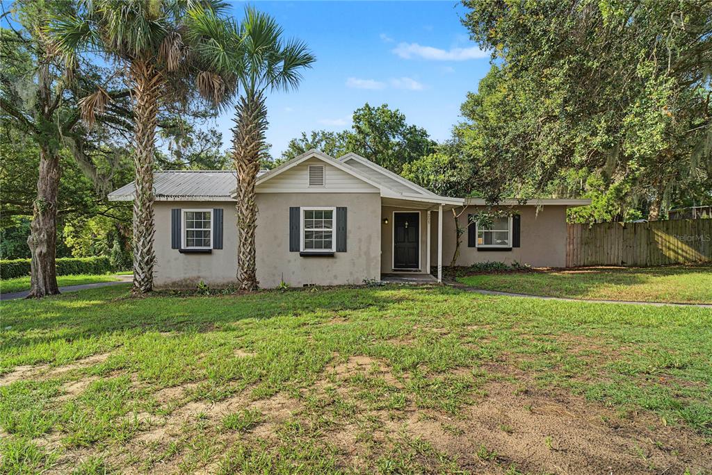 Property for sale at 205 E FOUNTAIN STREET, FRUITLAND PARK, FL, 34731