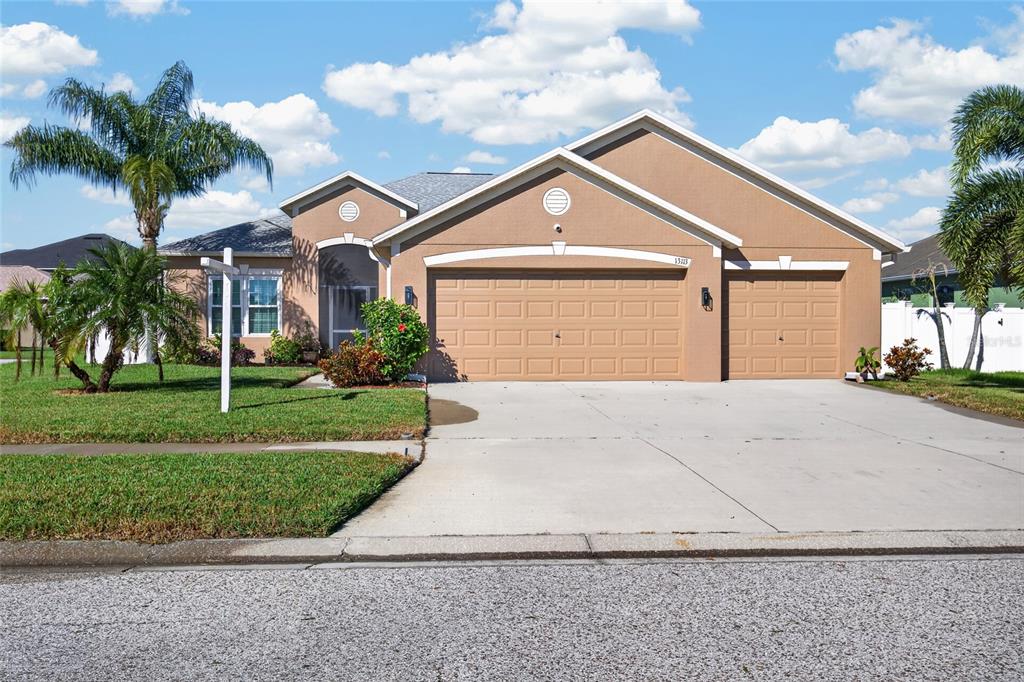 Property for sale at 13113 GRAHAM YARDEN DRIVE, RIVERVIEW, FL, 33579