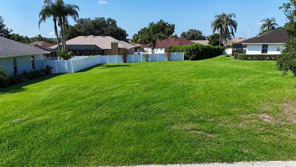 Property for sale at 2116 LONGLEAF CIRCLE, LAKELAND, FL, 33810