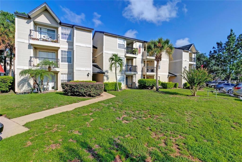 Property for sale at 1964 LAKE ATRIUMS CIRCLE UNIT 171, ORLANDO, FL, 32839