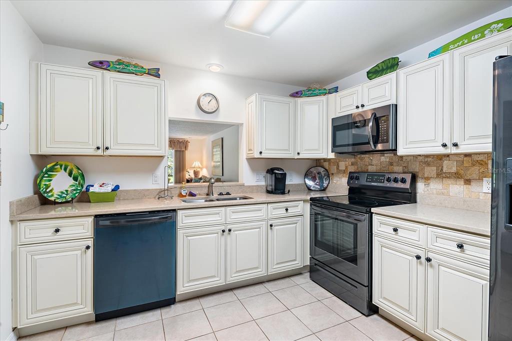 Property for sale at 211 PINENEEDLE DRIVE UNIT 211, BRADENTON, FL, 34210