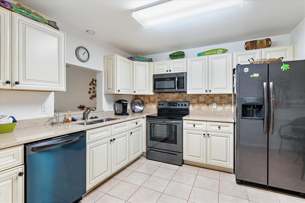 Property for sale at 211 PINENEEDLE DRIVE UNIT 211, BRADENTON, FL, 34210