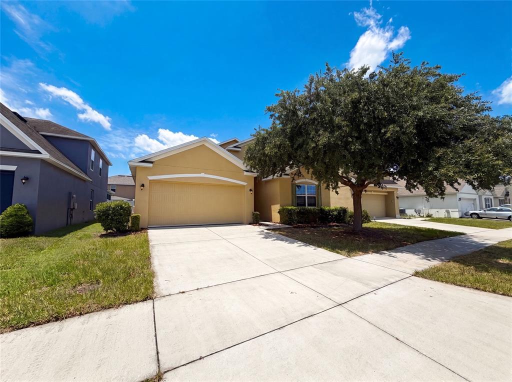 Property for sale at 1048 BETHPAGE ROAD, AUBURNDALE, FL, 33823