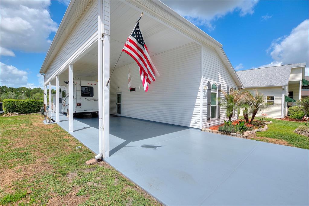 Property for sale at 1083 MOTORCOACH DRIVE, POLK CITY, FL, 33868
